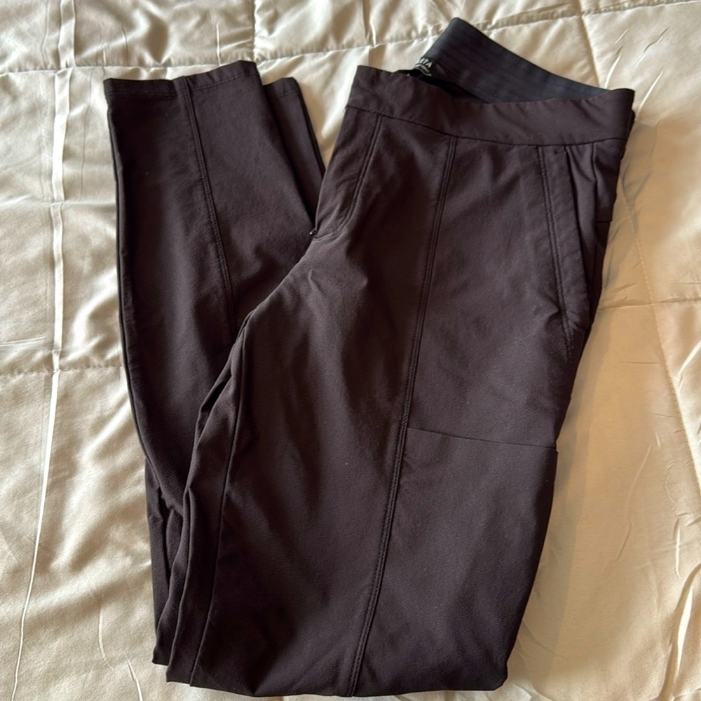 A Athleta Wander Stash Skinny Pant Black Size 8 - Picture 2 of 8